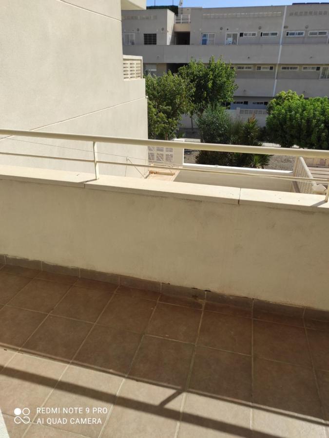 Habitaciones En Casa Compartida Retamar Almería Eksteriør billede