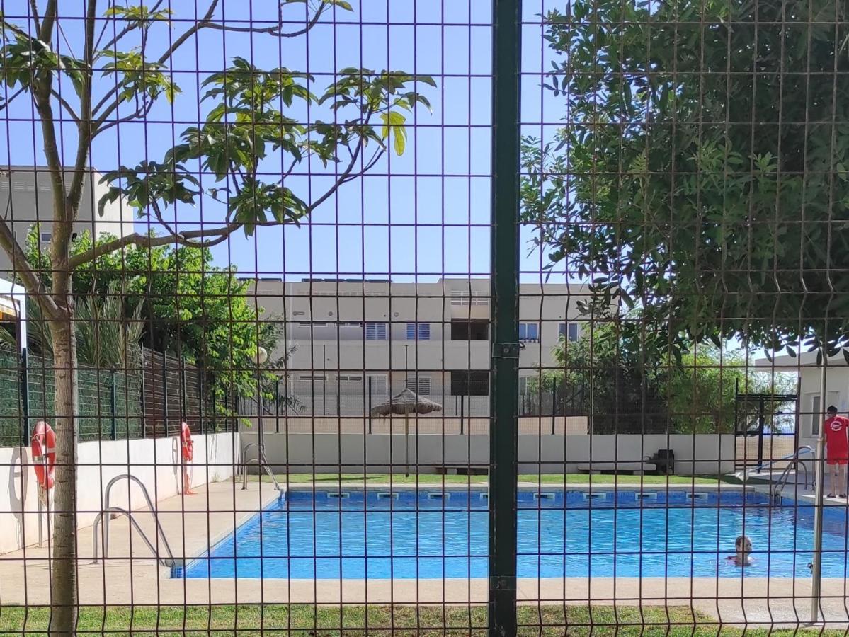 Habitaciones En Casa Compartida Retamar Almería Eksteriør billede