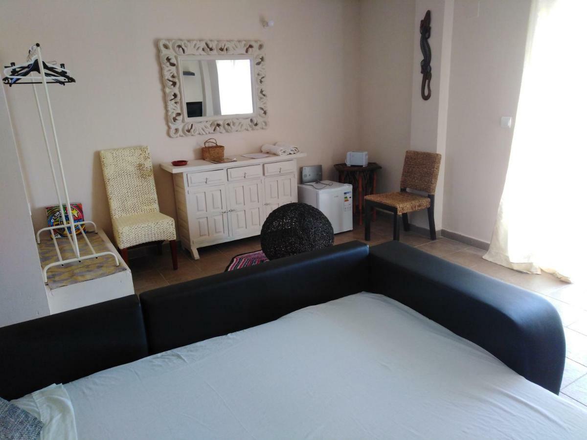 Habitaciones En Casa Compartida Retamar Almería Eksteriør billede