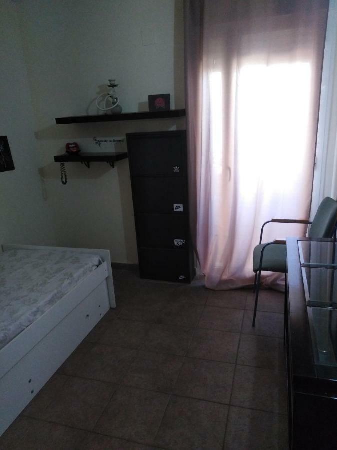 Habitaciones En Casa Compartida Retamar Almería Eksteriør billede